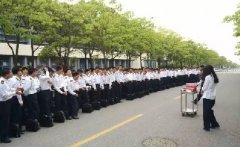 280名男生為唯一女生慶生，不要太幸福